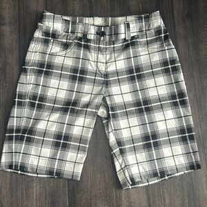 Nike Golf Shorts Women's Size 2